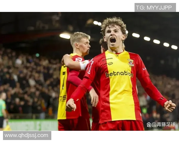 康斯巴达与前进之鹰的激烈对决揭示了足球战术与团队合作的重要性 康斯巴达与前进之鹰的激烈对决揭示了足球战术与团队合作的重要性